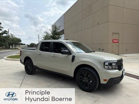 Used 2024 Ford Maverick Lariat w/ Black Appearance Package FWD image 5