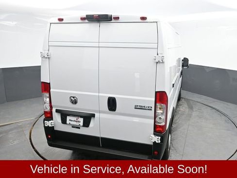 Used 2025 RAM ProMaster 2500 w/ Convenience Group image 27