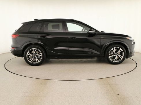 New 2027 Audi Q6 e-tron Prestige AWD/4WD image 8