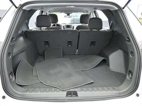 Used 2024 Chevrolet Equinox LS w/ Sport Edition image 30