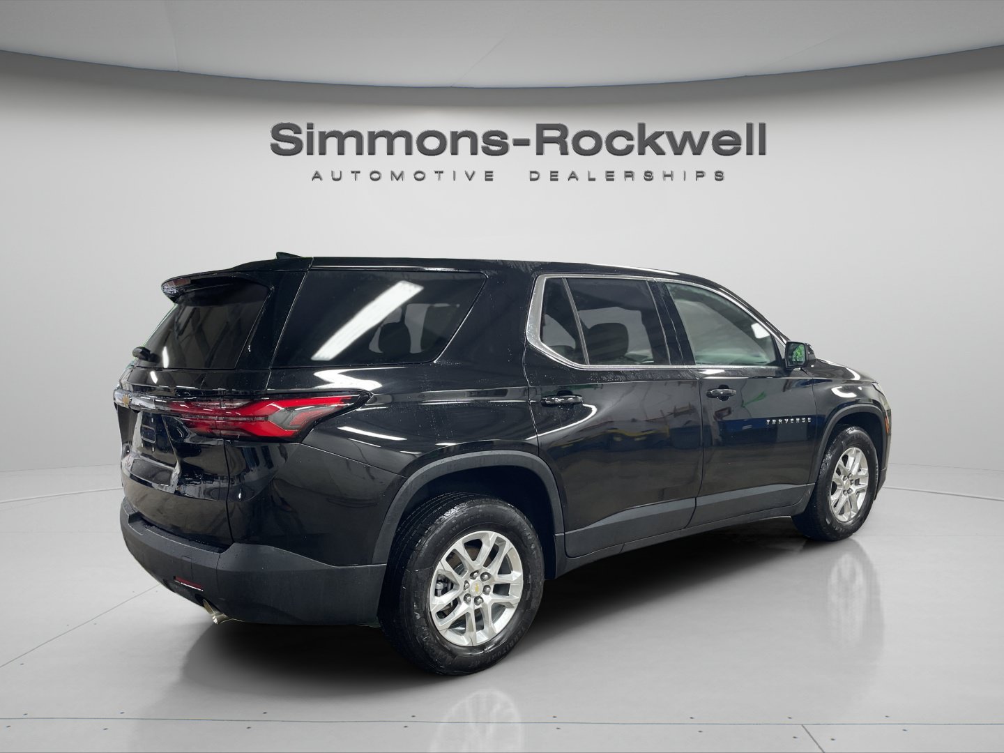 Used 2023 Chevrolet Traverse LS w/ LPO, Floor Liner Package AWD/4WD image 5
