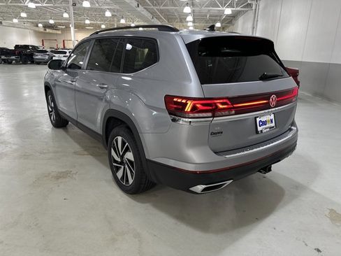 New 2026 Volkswagen Atlas SE image 6