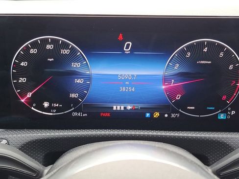 Used 2025 Mercedes-Benz CLA 250 4MATIC image 12