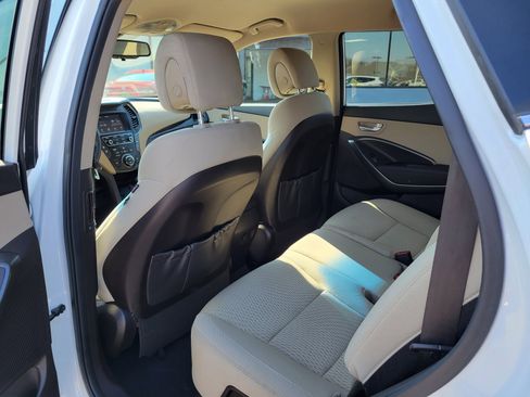 Used 2017 Hyundai Santa Fe Sport image 12