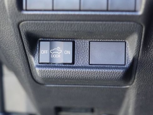 Used 2024 Toyota Tacoma SR RWD image 19