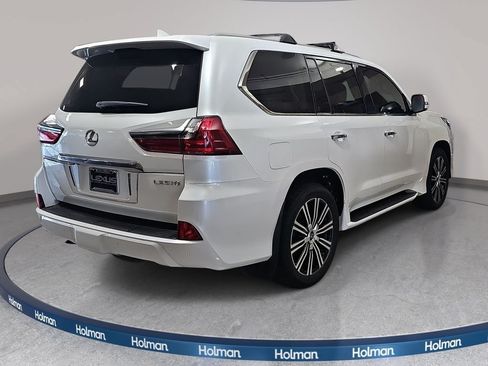 Used 2020 Lexus LX 570 4WD w/ Luxury Package image 6