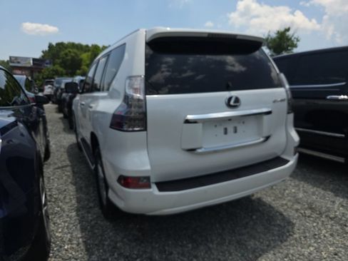 Used 2021 Lexus GX 460 Premium w/ Premium Package AWD/4WD image 5