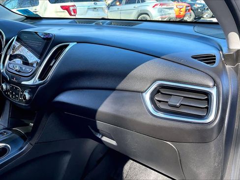 Used 2019 Chevrolet Equinox LT AWD/4WD image 18