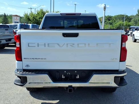 Used 2019 Chevrolet Silverado 1500 LTZ w/ LTZ Premium Package AWD/4WD image 4
