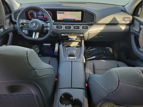 New 2026 Mercedes-Benz GLS 450 4MATIC image 19