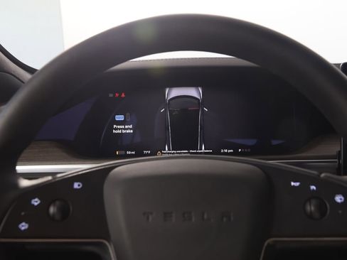 Used 2022 Tesla Model S AWD/4WD image 18