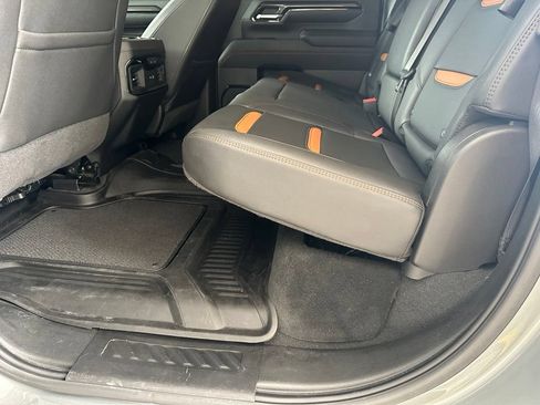 Used 2025 GMC Sierra 2500 AT4 w/ AT4 Premium Plus Package AWD/4WD image 31