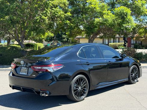 Used 2024 Toyota Camry XSE FWD image 7