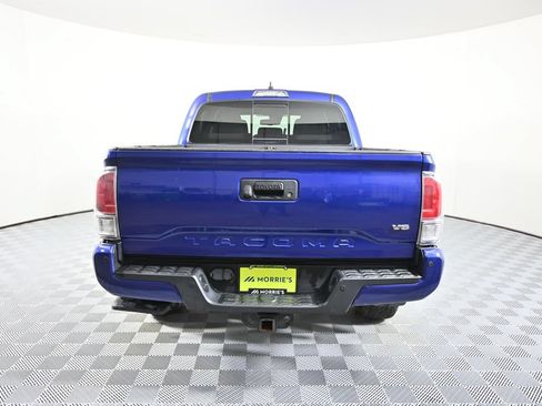 Used 2022 Toyota Tacoma TRD Off-Road w/ Technology Package AWD/4WD image 5