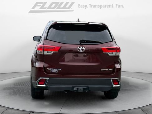 Used 2017 Toyota Highlander Limited AWD/4WD image 8