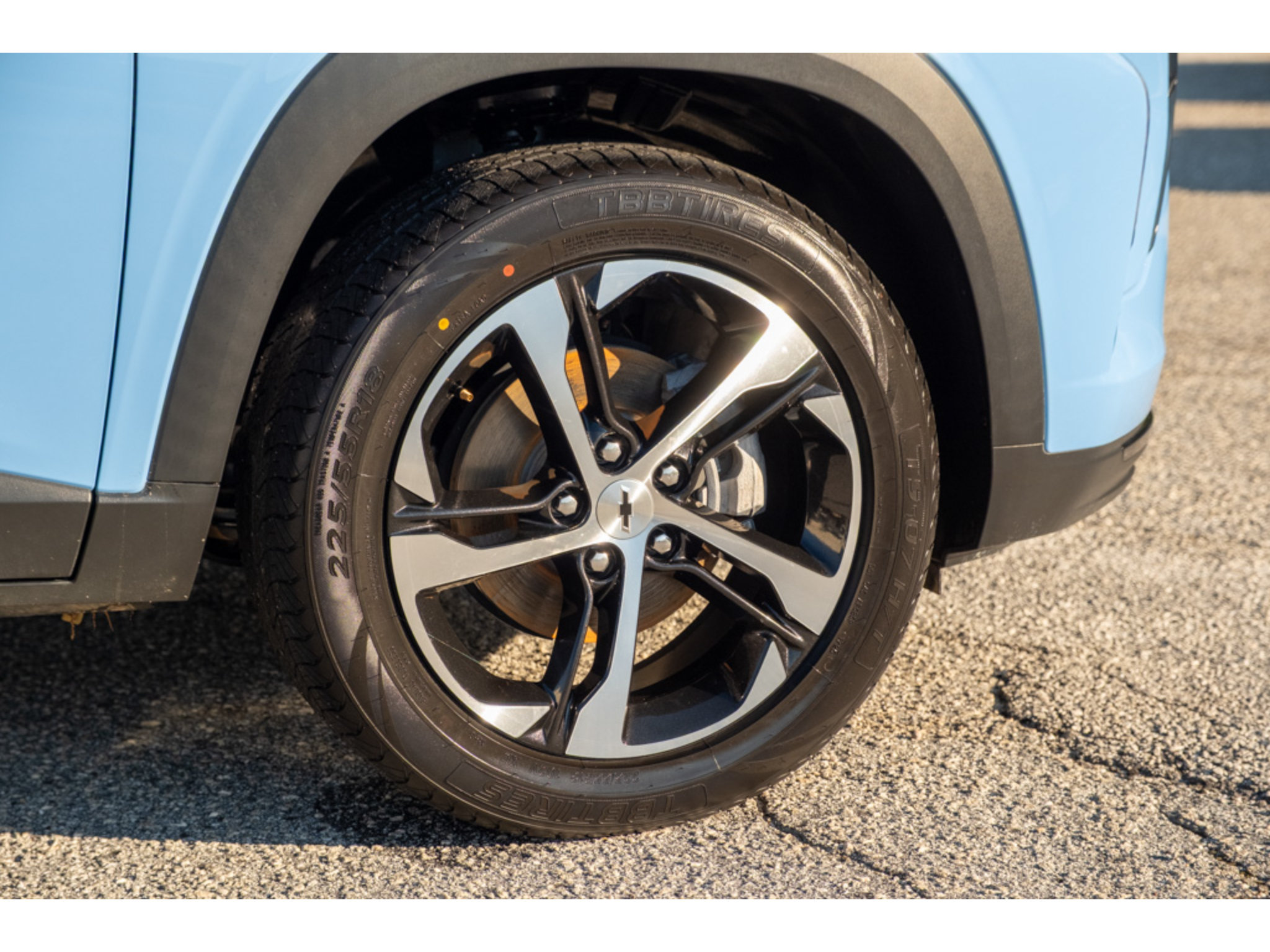 Used 2024 Chevrolet Trax RS w/ Sunroof Package FWD image 10