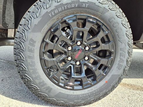 New 2026 GMC Canyon Elevation w/ Convenience Package image 22