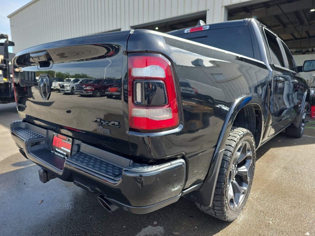 Used 2020 RAM 1500 Limited w/ Black Appearance Package AWD/4WD image 5