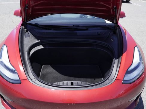 Used 2018 Tesla Model 3 Long Range AWD/4WD image 27