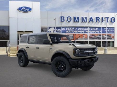 New 2026 Ford Bronco Big Bend w/ Black Diamond Package AWD/4WD image 7