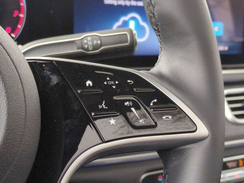 New 2025 Mercedes-Benz GLS 450 4MATIC image 27