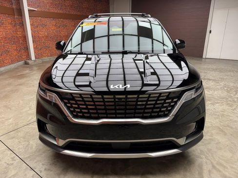 Used 2024 Kia Carnival SX image 8