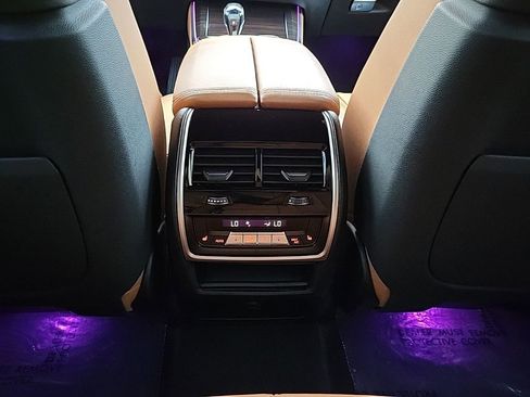 Used 2020 BMW X5 xDrive40i w/ Premium Package image 17