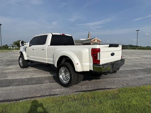 Used 2017 Ford F450 Lariat w/ Lariat Ultimate Package AWD/4WD image 9