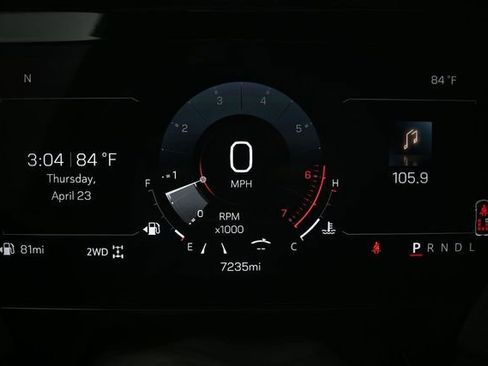 Used 2026 GMC Yukon Denali AWD/4WD image 9