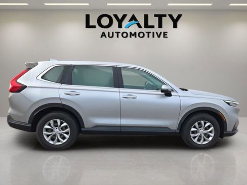 Used 2023 Honda CR-V LX image 6