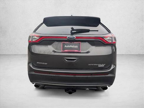 Used 2018 Ford Edge Titanium w/ Equipment Group 301A image 6