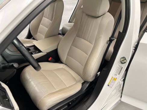 Used 2019 Honda Accord EX-L image 9