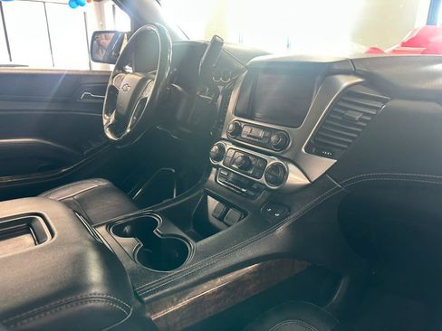 Used 2018 Chevrolet Tahoe LT image 32