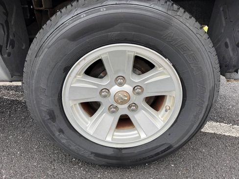 Used 2008 Dodge Dakota SXT image 15