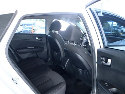 Used 2018 Kia Optima LX FWD image 31