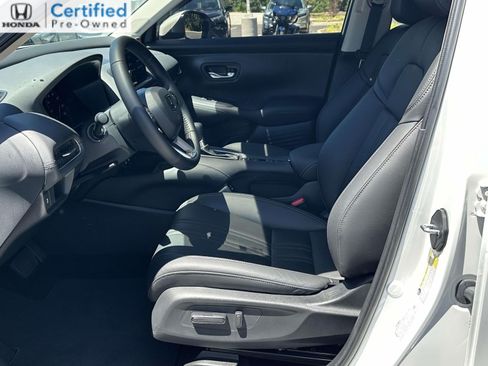 Used 2026 Honda HR-V EX-L image 4