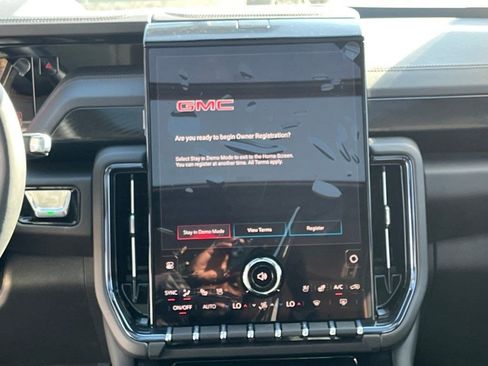 New 2026 GMC Yukon XL AT4 w/ AT4 Premium Plus Package image 22