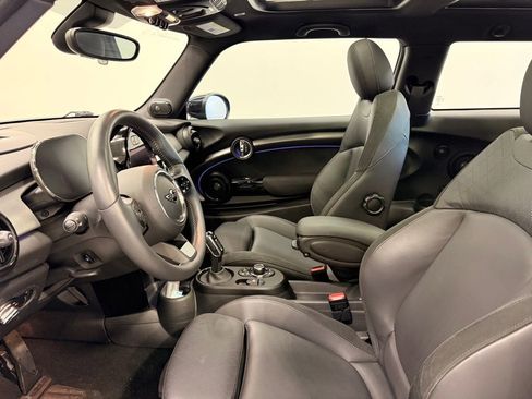 Certified 2024 MINI Cooper SE image 10