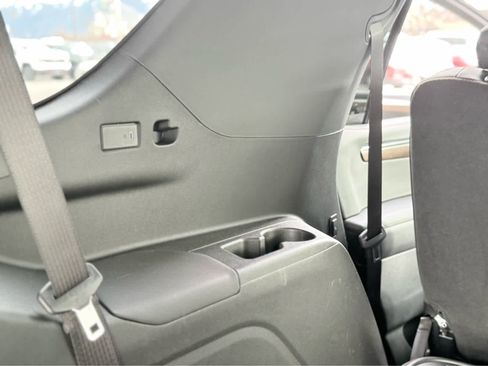 Used 2025 Chevrolet Tahoe High Country image 66