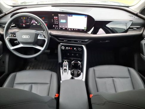 Certified 2025 Audi Q5 Premium w/ Convenience Package AWD/4WD image 25