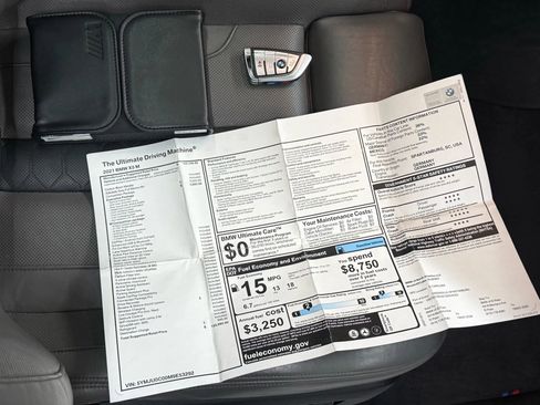 Used 2021 BMW X5 M w/ Competition Package image 21