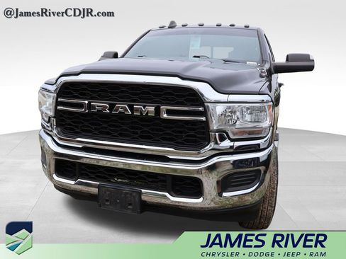Used 2021 RAM 2500 Tradesman AWD/4WD image 3