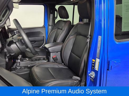 Used 2024 Jeep Gladiator Mojave w/ Technology Group image 14