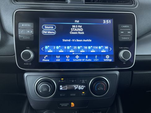 Certified 2025 Nissan Leaf S FWD image 17