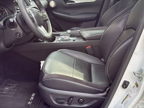 Used 2023 INFINITI QX50 Sensory w/ Accent Package image 19