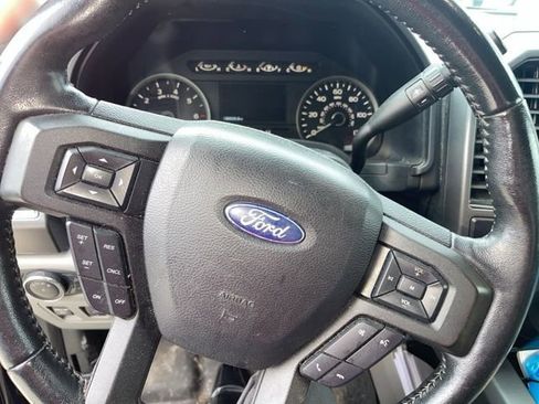 Used 2018 Ford F150 XLT w/ Equipment Group 302A Luxury AWD/4WD image 9