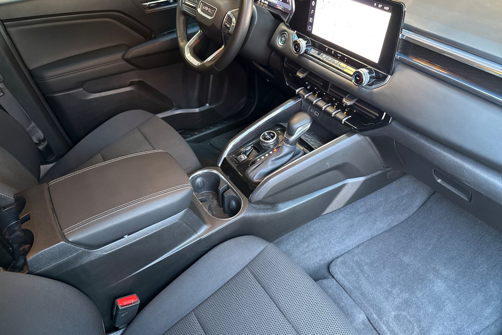 Used 2025 GMC Canyon Elevation AWD/4WD image 19