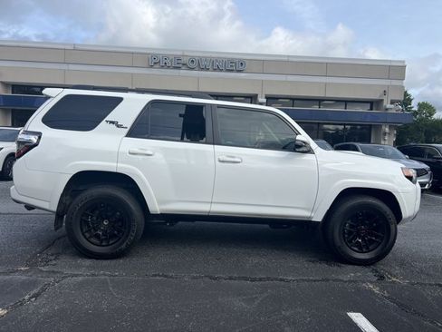 Used 2021 Toyota 4Runner TRD Off-Road Premium w/ Moonroof Package AWD/4WD image 6