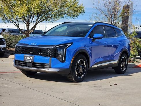 New 2026 Kia Sportage EX w/ EX Panorama Roof Package image 2