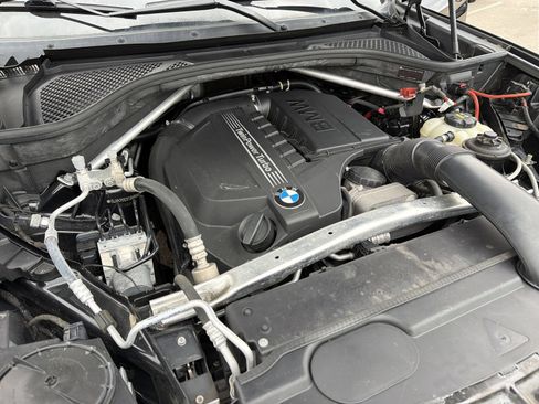 Used 2018 BMW X5 xDrive35i AWD/4WD image 16